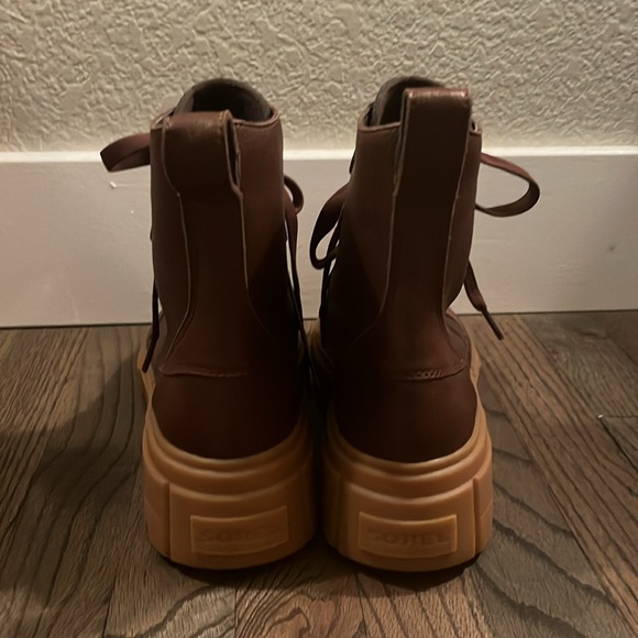 NWT Brown Sorel Caribou X Glossy Lace Boots Women’s Size 9.5 - Picture 4 of 7